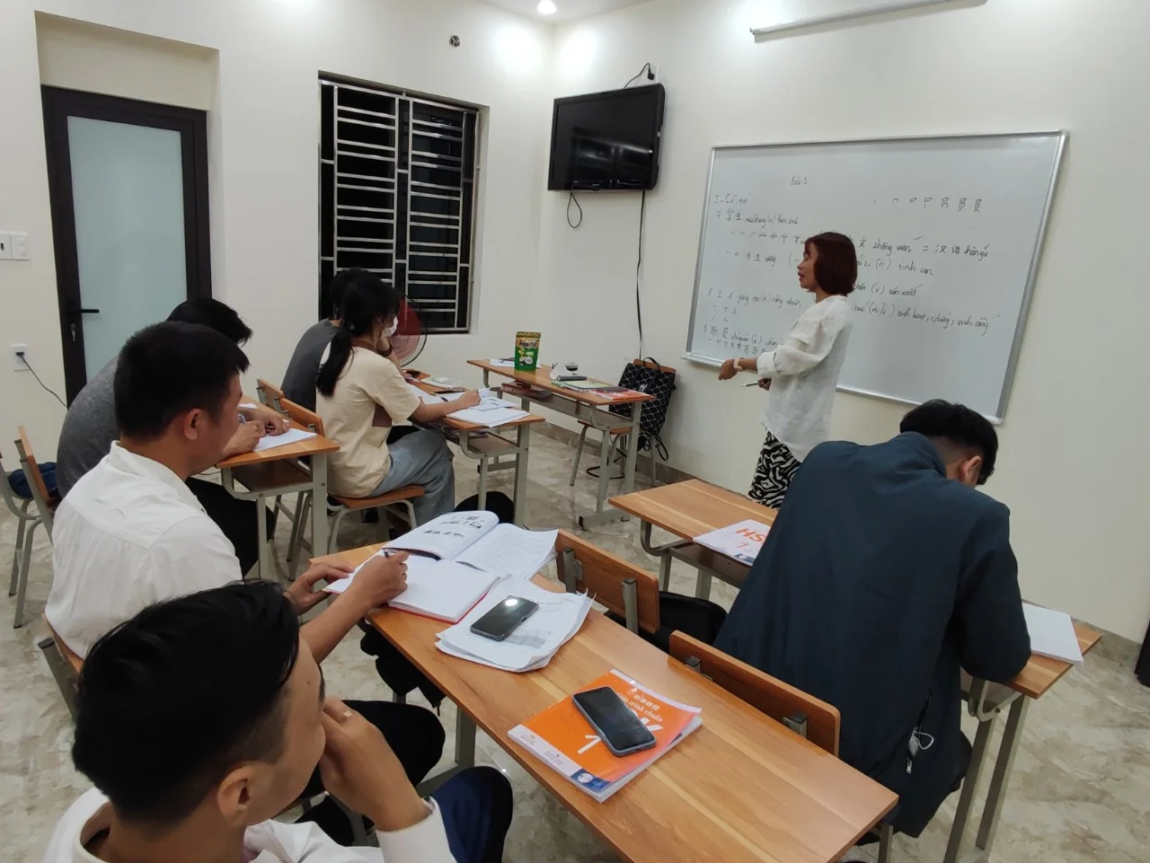 Học hsk 4 mất bao lâu: Chiến lược và bí quyết học tập hiệu quả