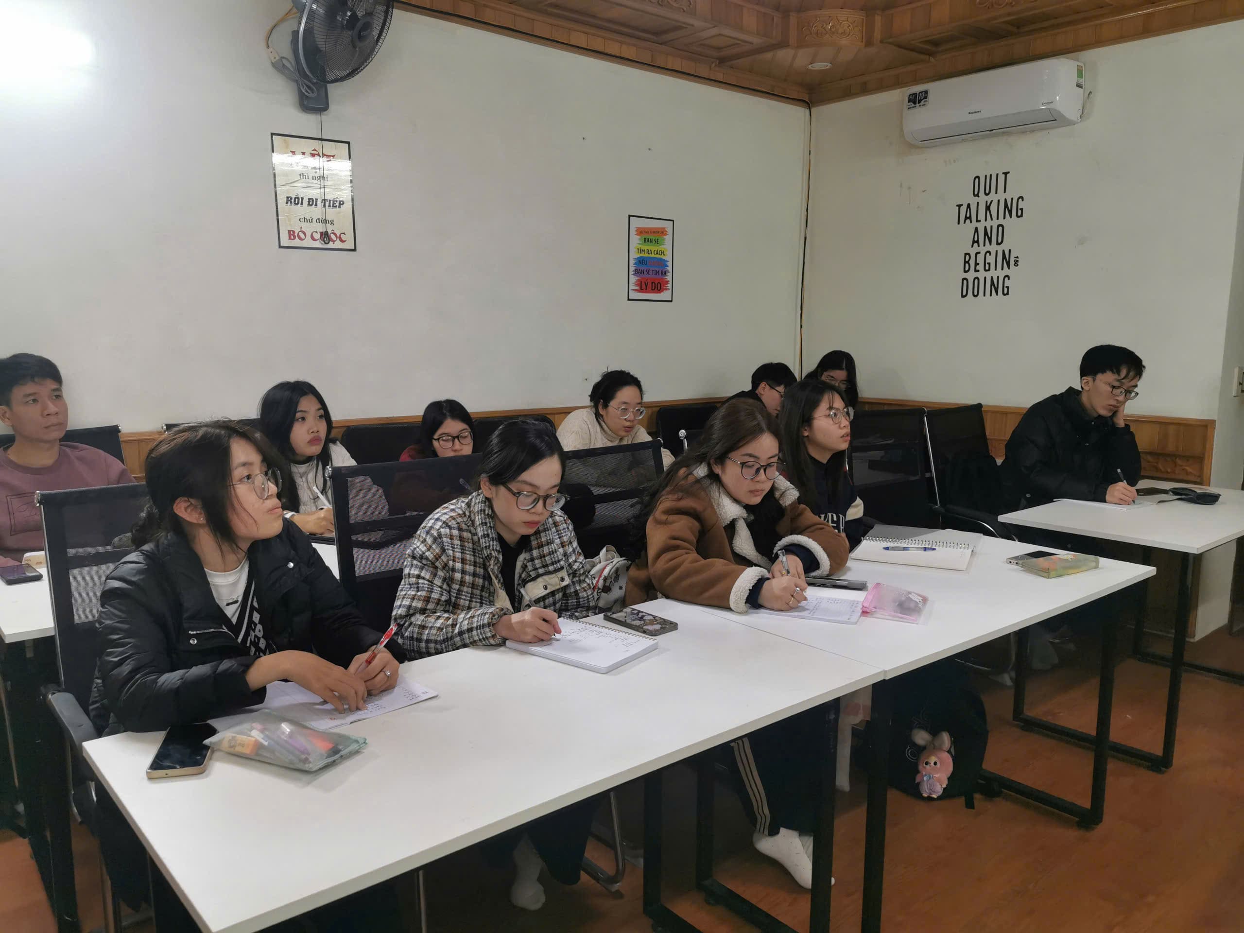 muc-tieu-loi-ich-cua-viec-dat-hsk-5