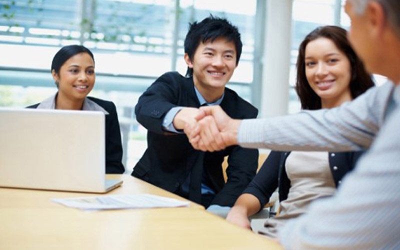 phien-dich-tieng-trung-thuong-mai-can-hsk-may