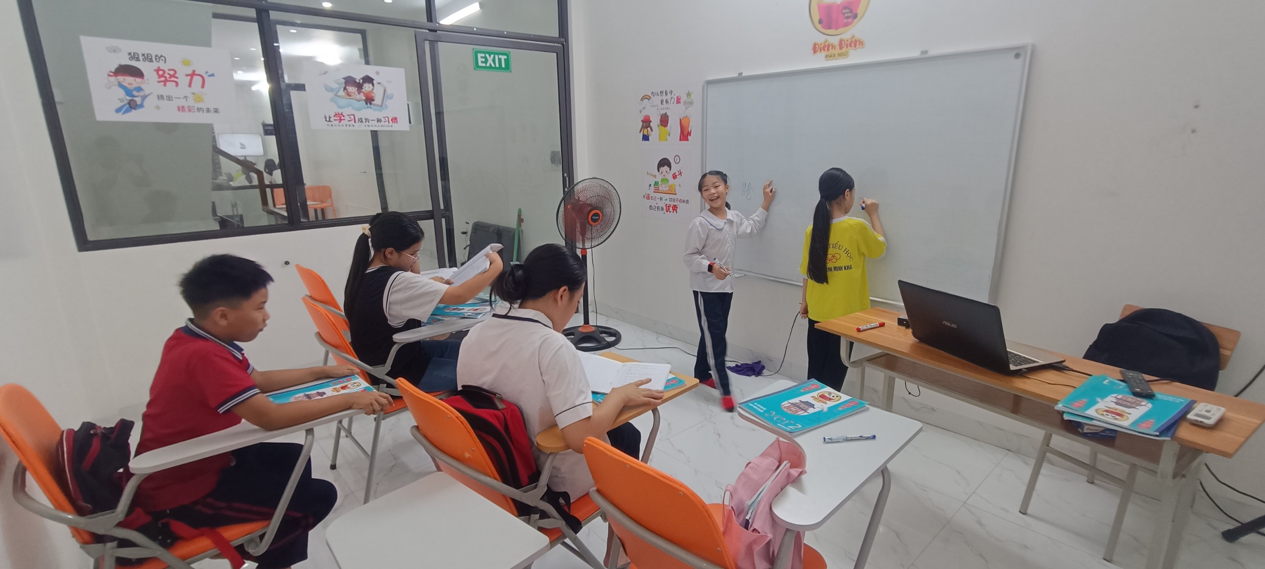 z5960690758344_cab36df98f77a47b8875088cc0141d16-1